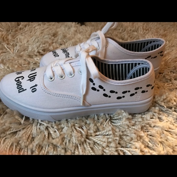 Handmade Harry Potter Shoes - Picture 5 of 6